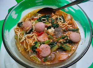 Foto resep Seblak kuah mie