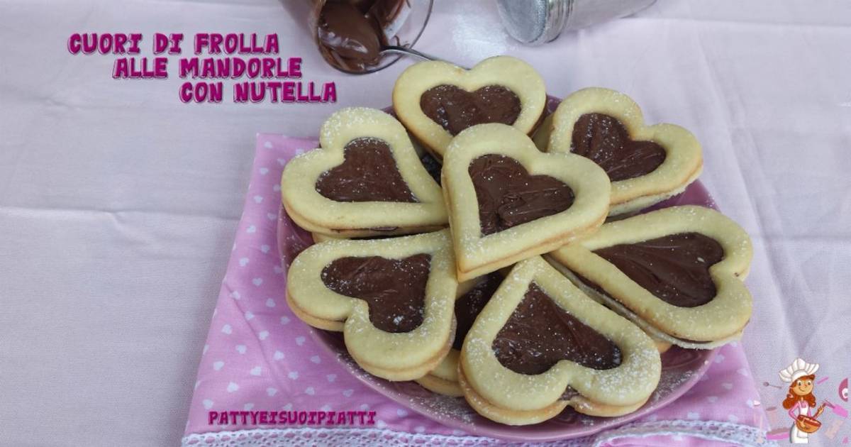 Ricetta Cuori di frolla alle mandorle con nutella di Patrizia Finetti ( pattyeisuoipiatti) - Cookpad