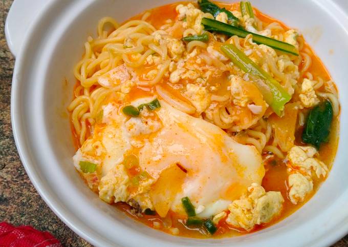 Resep Mie Instan Kuah Pedas Oleh Mita W Mommyfayzel Cookpad