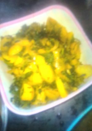 आलू मेथी सब्जी (aloo methi sabzi recipe in Hindi) रेसिपी मुख्य फोटो