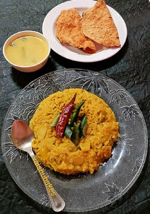 A picture of Three Chillies Khichdi.