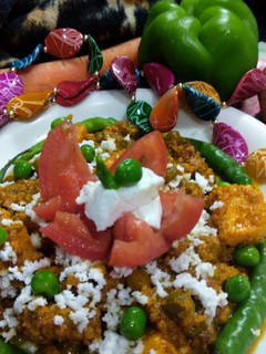 A picture of Spicy matar paneer.
