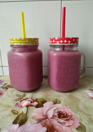 Una foto de Batido de moras