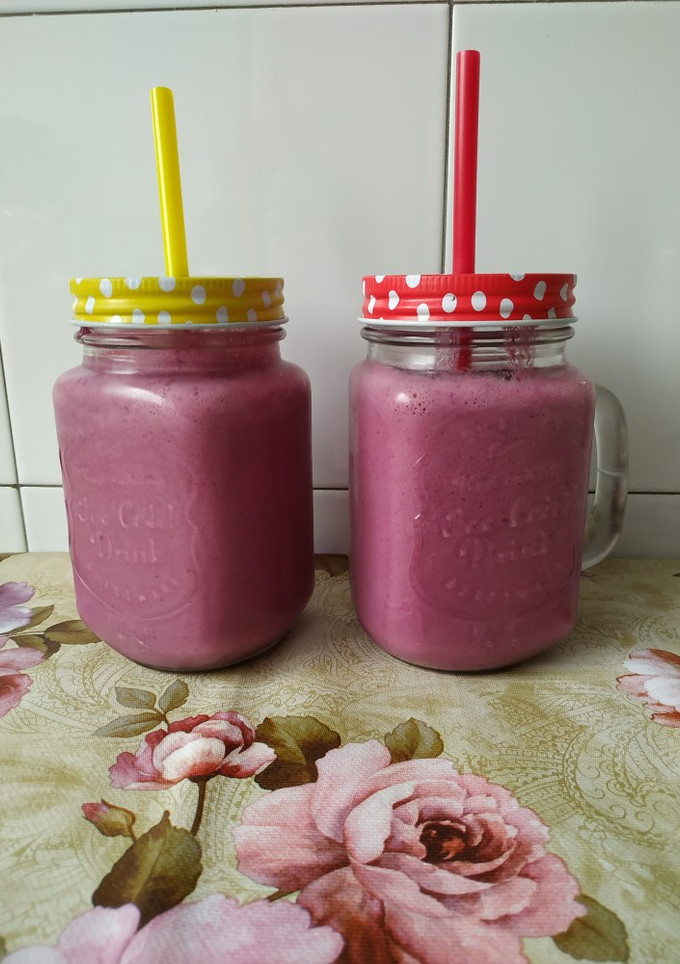 Una foto de Batido de moras