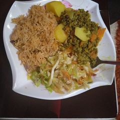 A picture of Rice Ndengu cabbage#17th week theme challenge.