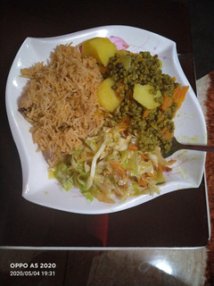 A picture of Rice Ndengu cabbage#17th week theme challenge.