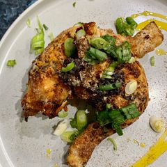 A picture of Taiwanese crispy salt and pepper chicken.