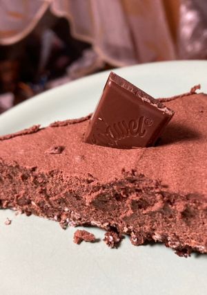 Csokoládémousse-torta recept fotója