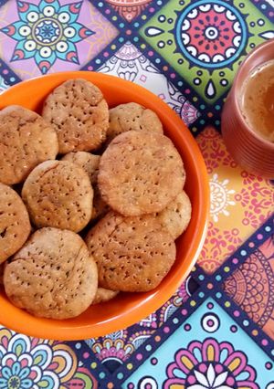 A picture of Methi mathri recipe.