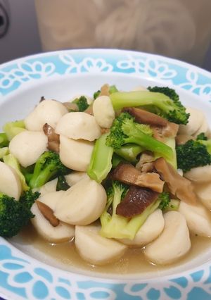 Foto resep Cah Brokoli jamur bakso ikan