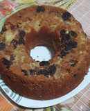 Bolo de maçã e uva passa