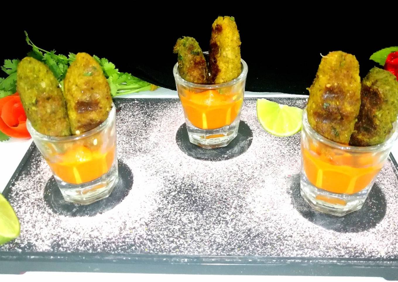 Chicken-Spinach Kofta with tomato chutney