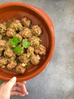 Una foto de Albóndigas al ajillo, perfectas para cumplir 6 años!! 🎂 💃🏻