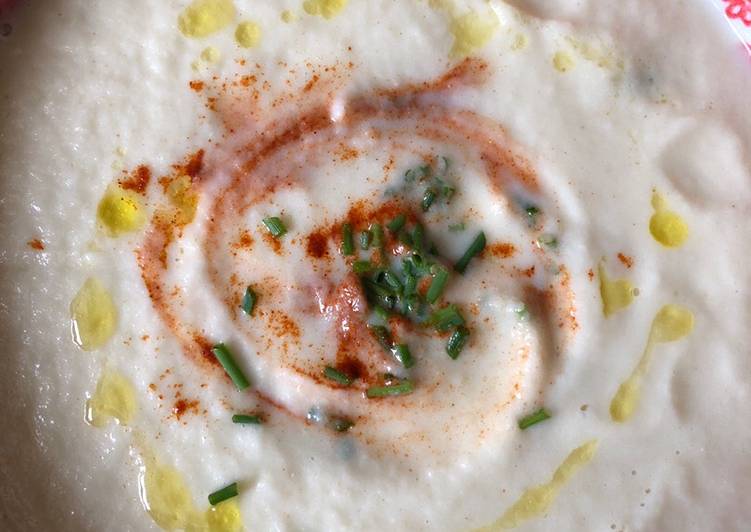 Sunday Fresh Garlic and cauliflower soup