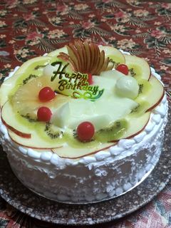 वनीला कस्टर्ड केक (vanilla custard cake reicpe in Hindi) रेसिपी मुख्य फोटो