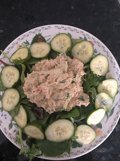 A picture of Avocado tuna salad.