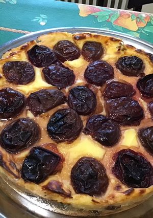 Une photo de Flan surprise aux prunes et rhubarbe rose