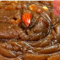 A picture of Atte ka kada prasad.