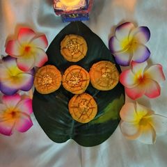A picture of Roasted gram dal sandesh.
