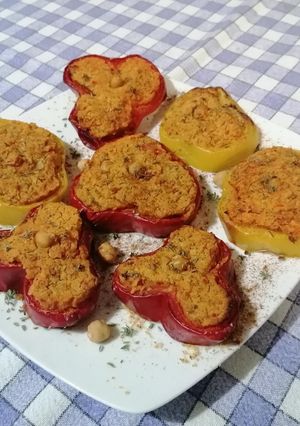 Foto di Burger di ceci con peperoni
