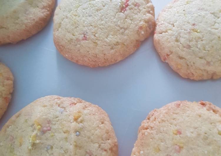 Confetti biscuits