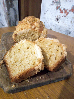 Una foto de Budín de coco con crumble