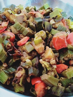 भिंडी भुजिया (Bhindi bhujiya recipe in hindi) रेसिपी मुख्य फोटो
