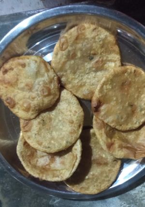 A picture of पनीर की कचौड़ी.