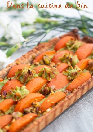 Une photo de Tarte à l'abricot à la crème de pistache