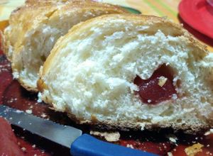 Una foto de Rosca de dulce de membrillo