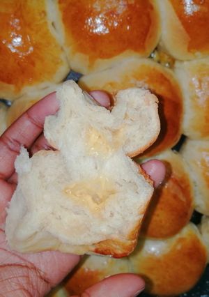 A picture of Cheese filled scornes.