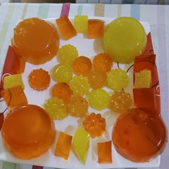 A picture of Jelly made from gelatin powder.