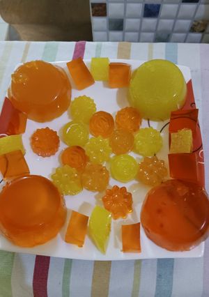 A picture of Jelly made from gelatin powder.