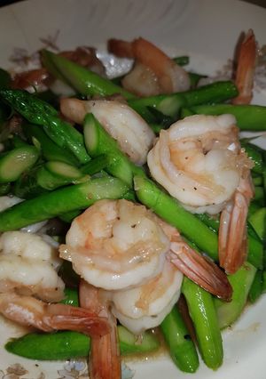 รูปของ กุ้งผัดหน่อไม้ฝรั่ง