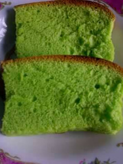 Foto resep 16. Pandan Chiffon Cake