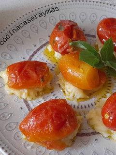 Una foto de Tomate confitado