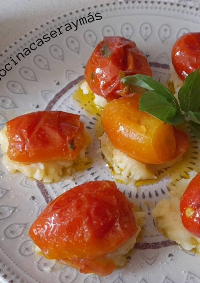 Una foto de Tomate confitado