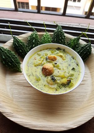 লাউয়ের শুক্তো (lau er shukto recipe in Bengali) রেসিপির প্রধান ছবি