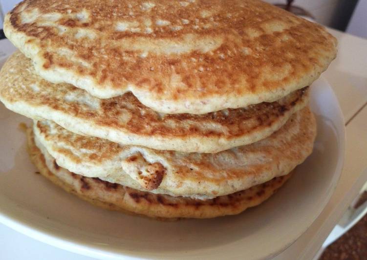 Simple Way to Make Super Quick Homemade Wholemeal Banana Pancakes