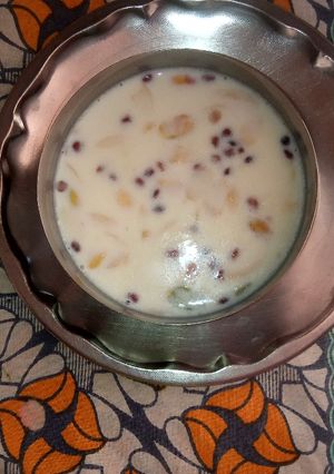 દૂધપાક (Doodhpak Recipe In Gujarati) રેસીપી મુખ્ય ફોટો