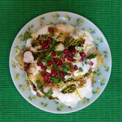A picture of Papdi chaat.