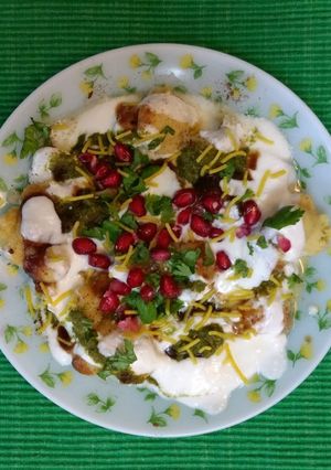 A picture of Papdi chaat.