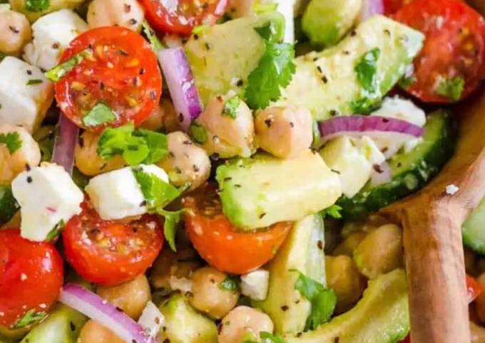 Step-by-Step Guide to Prepare Award-winning Garbanzo Mediterranean Salad