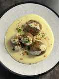 Polpette di cavallo con crema di patate, pecorino e miele