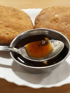 खस्ता प्याज कचौरी (Khasta Pyaz Kachori recipe in hindi) रेसिपी मुख्य फोटो
