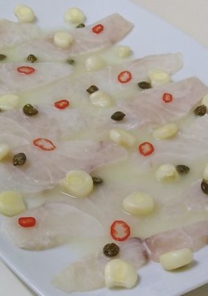 Una foto de Tiradito de corvina