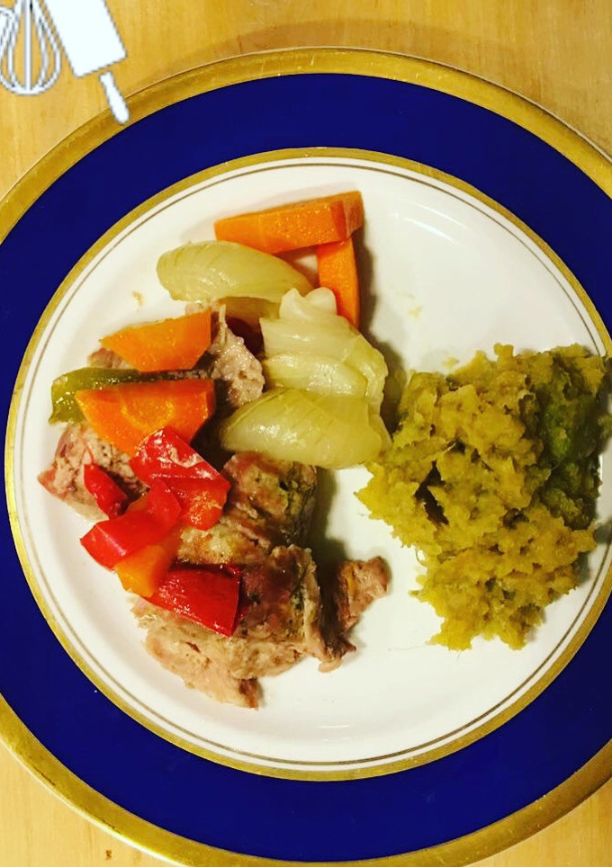 Una foto de Cerdo con puré de batatas al caramelo