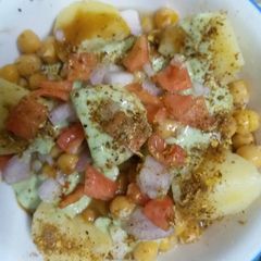 A picture of Raita chaat.