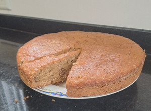 Una foto de Budín / torta de banana con nueces