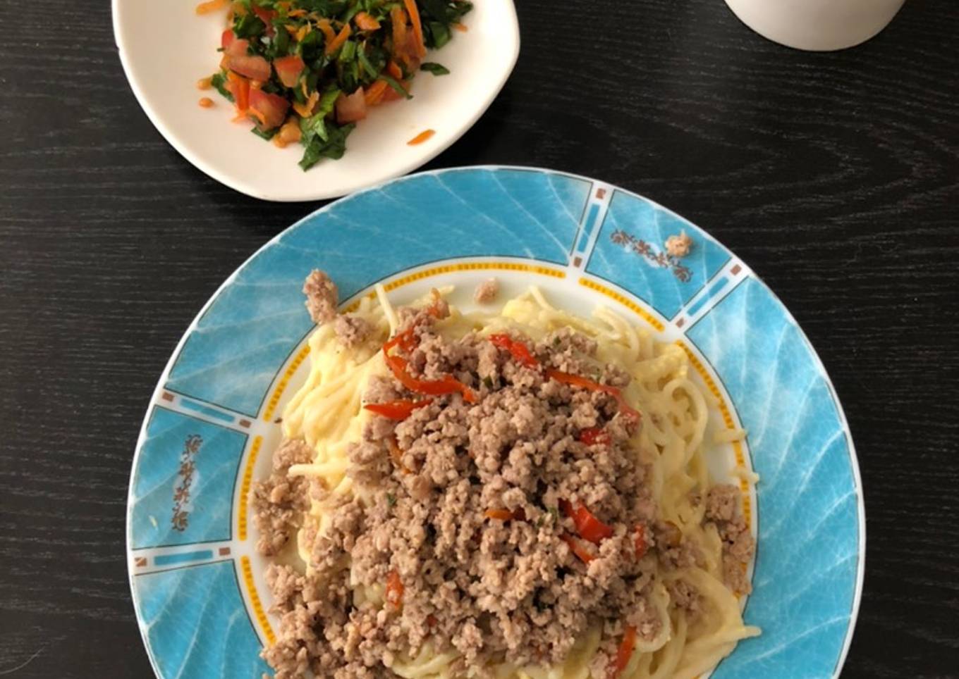 Pasta con carne molida agridulce